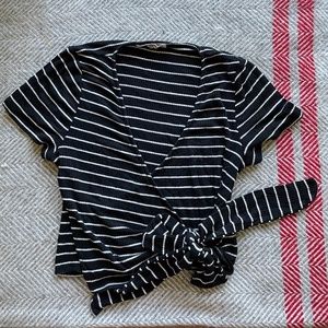 Urban Outfitters Tie-Up Top (Size XL)